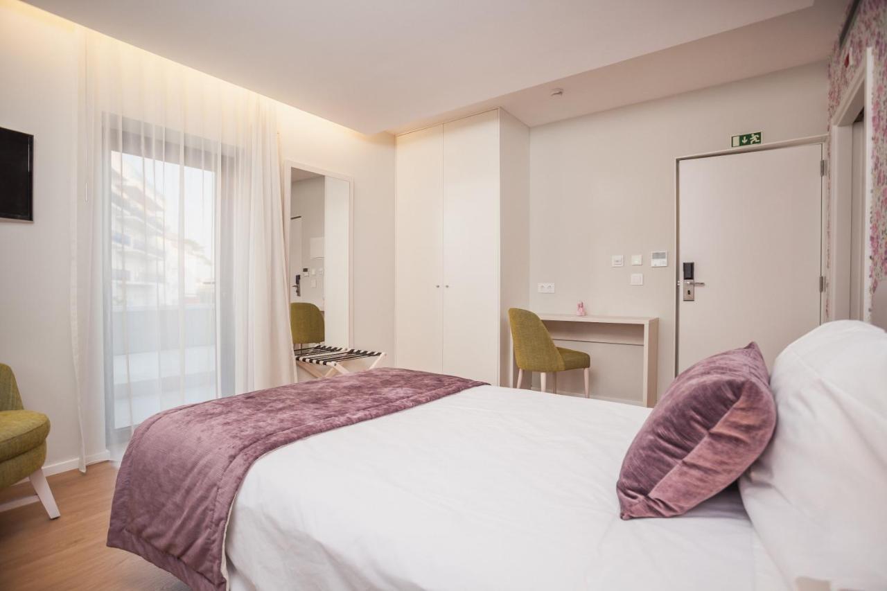 Essence Marianos Hotel